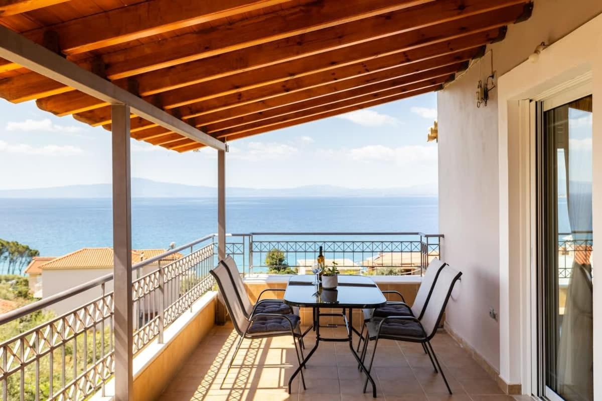 Beachside Getaway With Panoramic Seaviews Apartment Verga Kalamata