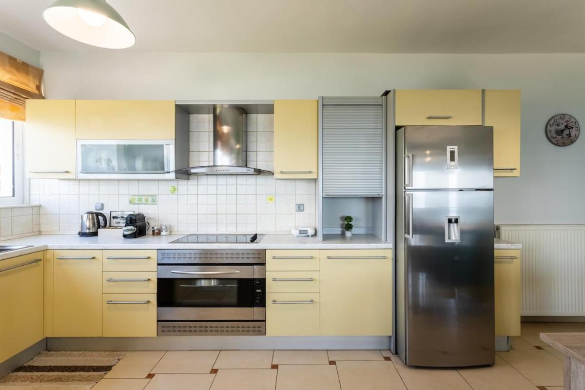 Beachside Getaway With Panoramic Seaviews Apartment